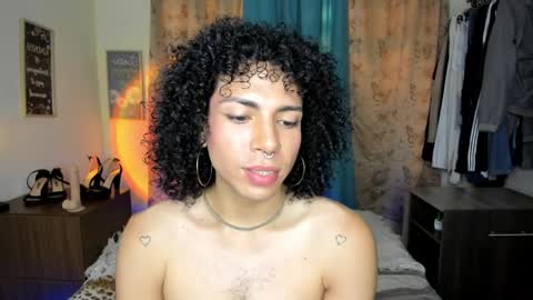 angelwhitte online show from April 4, 8:28 pm