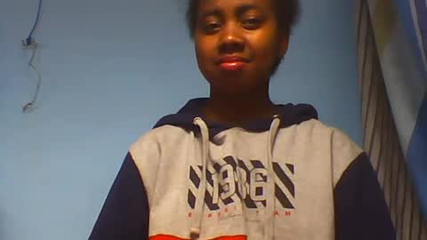 Snapshot of angemalala chatting on July 12, 6:54 pm angemalala online show from July 12, 6:54 pm