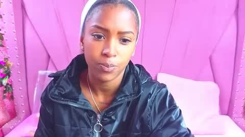Snapshot of angeyapetite chatting on June 10, 12:04 pm Anyega online show from June 10, 12:04 pm