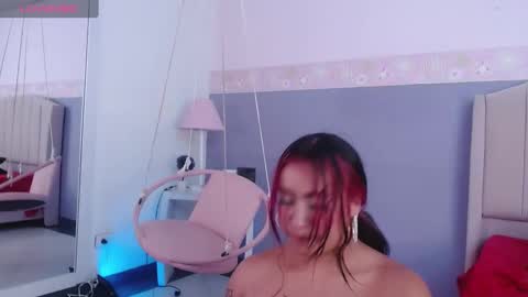 Snapshot of angie99_gh chatting on January 31, 9:48 am Angie online show from January 31, 9:48 am