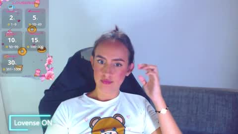 IG angie dreamgirl01 online show from December 20, 3:57 am