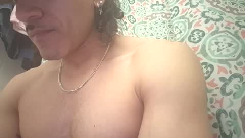 angrychicks83 online show from May 1, 12:32 pm