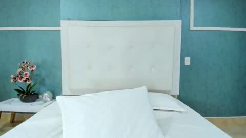 Ania online show from March 2, 5:58 pm