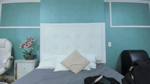 Ania online show from November 15, 9:11 pm