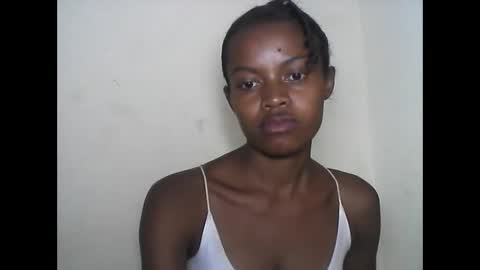 Snapshot of anicha_69 chatting on May 26, 10:55 am anicha_69 online show from May 26, 10:55 am