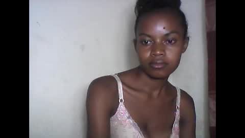 Snapshot of anicha_69 chatting on May 28, 12:02 pm anicha_69 online show from May 28, 12:02 pm
