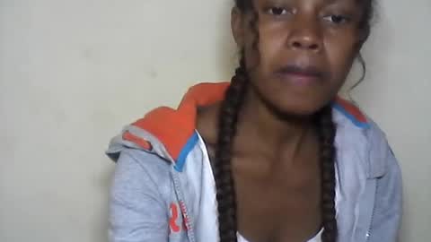 Snapshot of anicha_69 chatting on June 21, 6:27 am anicha_69 online show from June 21, 6:27 am