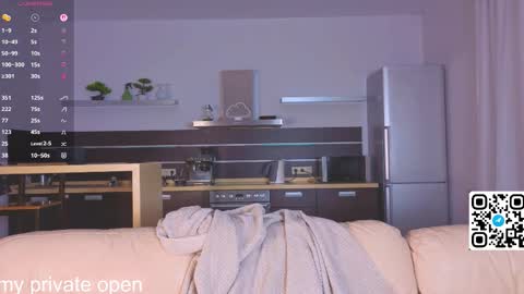 Alice online show from March 16, 2:10 pm