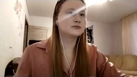 Anika online show from February 5, 3:27 pm