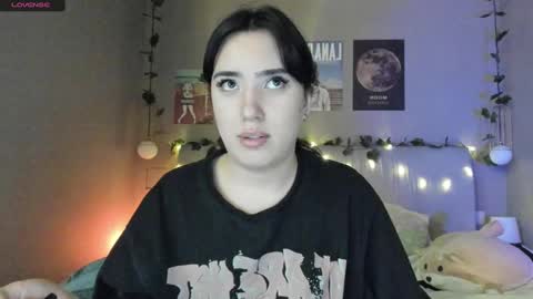 Snapshot of anisa_sweet chatting on December 7, 5:53 pm Anisa Moan from LovenseWet from Tip MenuOpen for Private online show from December 7, 5:53 pm