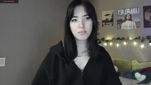 Snapshot of anisa_sweet chatting on December 10, 8:05 pm Anisa Moan from LovenseWet from Tip MenuOpen for Private online show from December 10, 8:05 pm