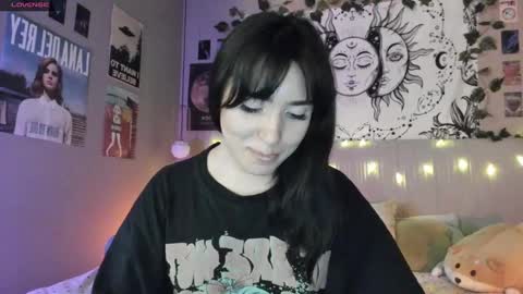 Snapshot of anisa_sweet chatting on December 20, 5:29 pm Anisa Moan from LovenseWet from Tip MenuOpen for Private online show from December 20, 5:29 pm