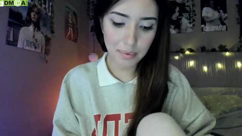 Snapshot of anisa_sweet chatting on September 13, 5:29 am Anisa Moan from LovenseWet from Tip MenuOpen for Private online show from September 13, 5:29 am