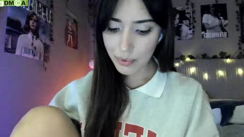 Snapshot of anisa_sweet chatting on October 10, 6:34 am Anisa Moan from LovenseWet from Tip MenuOpen for Private online show from October 10, 6:34 am