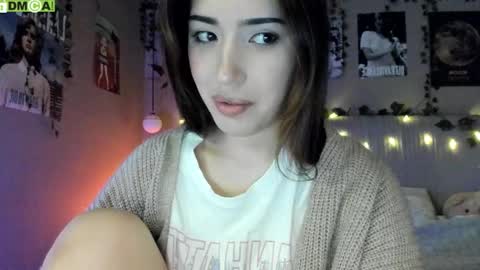 Snapshot of anisa_sweet chatting on October 14, 6:03 am Anisa Moan from LovenseWet from Tip MenuOpen for Private online show from October 14, 6:03 am