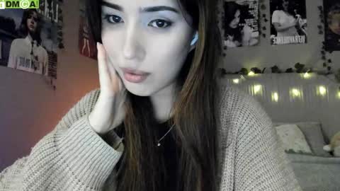 Snapshot of anisa_sweet chatting on October 19, 10:27 am Anisa Moan from LovenseWet from Tip MenuOpen for Private online show from October 19, 10:27 am