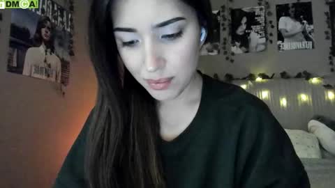 Snapshot of anisa_sweet chatting on October 22, 3:07 am Anisa Moan from LovenseWet from Tip MenuOpen for Private online show from October 22, 3:07 am