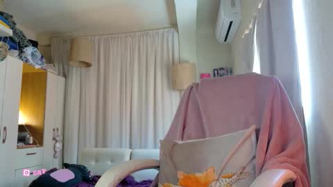 Snapshot of anisahade chatting on February 26, 5:01 pm Anisahade online show from February 26, 5:01 pm
