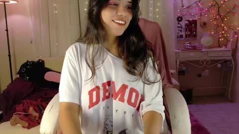 Snapshot of anisahade chatting on April 7, 3:56 pm Anisahade online show from April 7, 3:56 pm