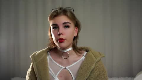 AnishaVivo online show from January 13, 12:10 pm