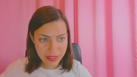 Anni online show from October 7, 2:14 pm