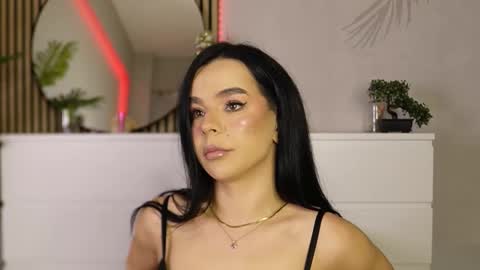 anissa_cute online show from December 22, 9:12 pm