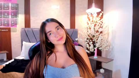 Snapshot of anissa_m chatting on April 15, 7:10 pm Only true pirates will know the path to the treasure... Anissa online show from April 15, 7:10 pm