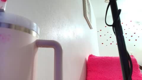 ana independent model online show from October 5, 6:34 am