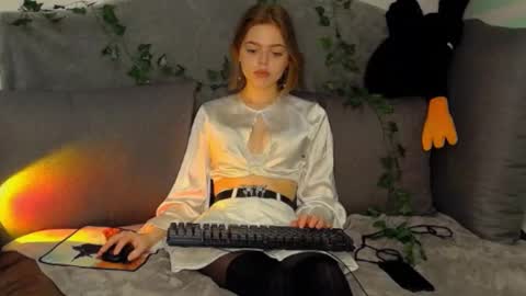 Snapshot of anita__grey chatting on December 18, 8:36 pm anita__grey online show from December 18, 8:36 pm