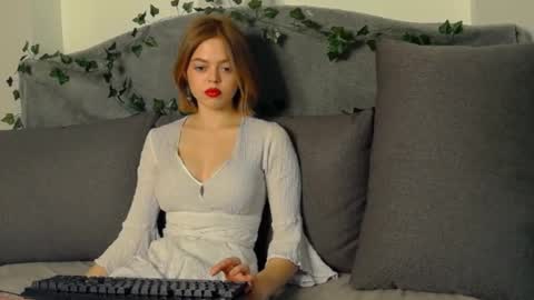 Snapshot of anita__grey chatting on December 19, 5:29 pm anita__grey online show from December 19, 5:29 pm