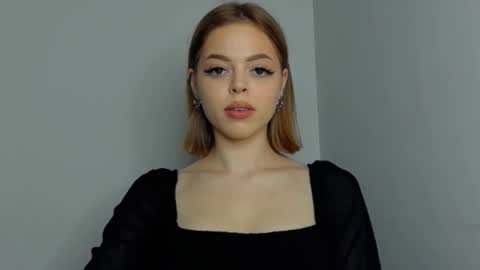 Snapshot of anita__grey chatting on January 9, 9:58 pm anita__grey online show from January 9, 9:58 pm