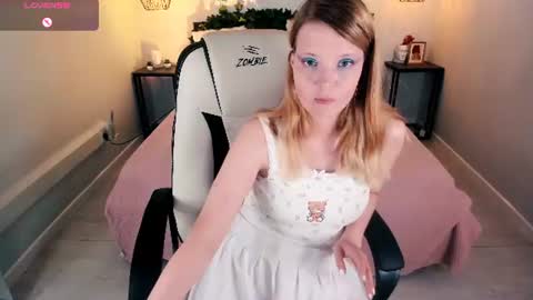 Anita online show from June 29, 10:15 am
