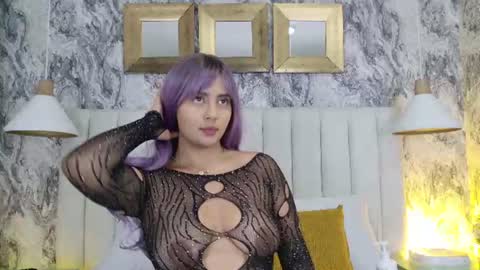 Snapshot of anita_sagegb chatting on June 24, 12:37 pm Dania Lpez online show from June 24, 12:37 pm