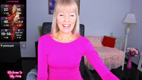 Anita online show from December 6, 7:32 am