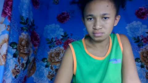 Snapshot of anitaazzh chatting on June 18, 5:08 am anitaazzh online show from June 18, 5:08 am