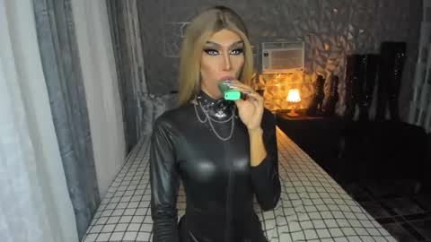 Miss Ann online show from February 2, 8:57 am