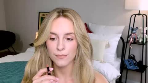 Anita online show from September 27, 1:27 pm