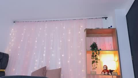 anitaglow online show from October 7, 2:58 pm