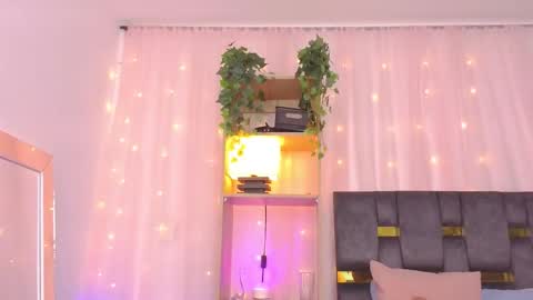 anitaglow online show from January 10, 5:58 pm