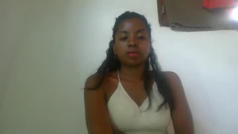 Snapshot of anitah01 chatting on December 27, 8:35 am anitah01 online show from December 27, 8:35 am