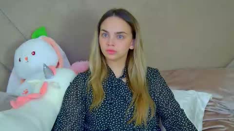 AnitaVenture online show from October 15, 4:45 am