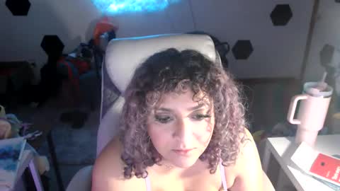 Snapshot of anitaxvalentina chatting on April 18, 2:59 am Anita Valentina online show from April 18, 2:59 am
