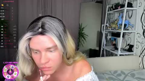 anjalin_sososok online show from July 12, 2:02 am