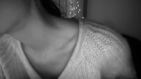 Anje online show from November 29, 8:45 pm