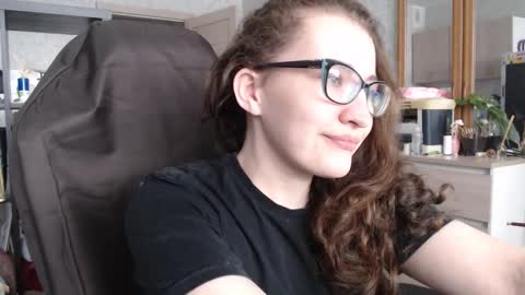 Nameless online show from January 4, 6:19 am