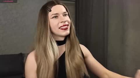 Anna online show from February 11, 5:07 pm