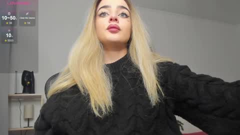 Anna online show from December 25, 3:49 pm