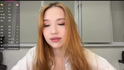 Snapshot of anna_raspberry chatting on July 28, 7:04 pm Anne online show from July 28, 7:04 pm