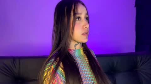 Snapshot of annaa__ chatting on December 3, 2:14 am annaa__ online show from December 3, 2:14 am