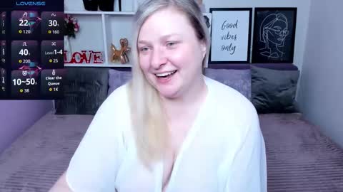 AnnaCherri online show from October 14, 3:07 am